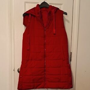 Women's Red Hooded Puffer Vest. Size Sm.